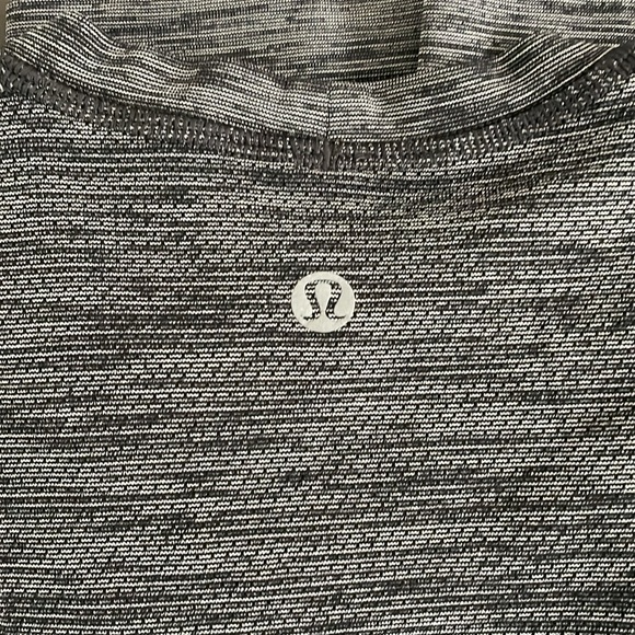 Lululemon License to Train Long-Sleeve Shirt Large - Picture 2 of 6